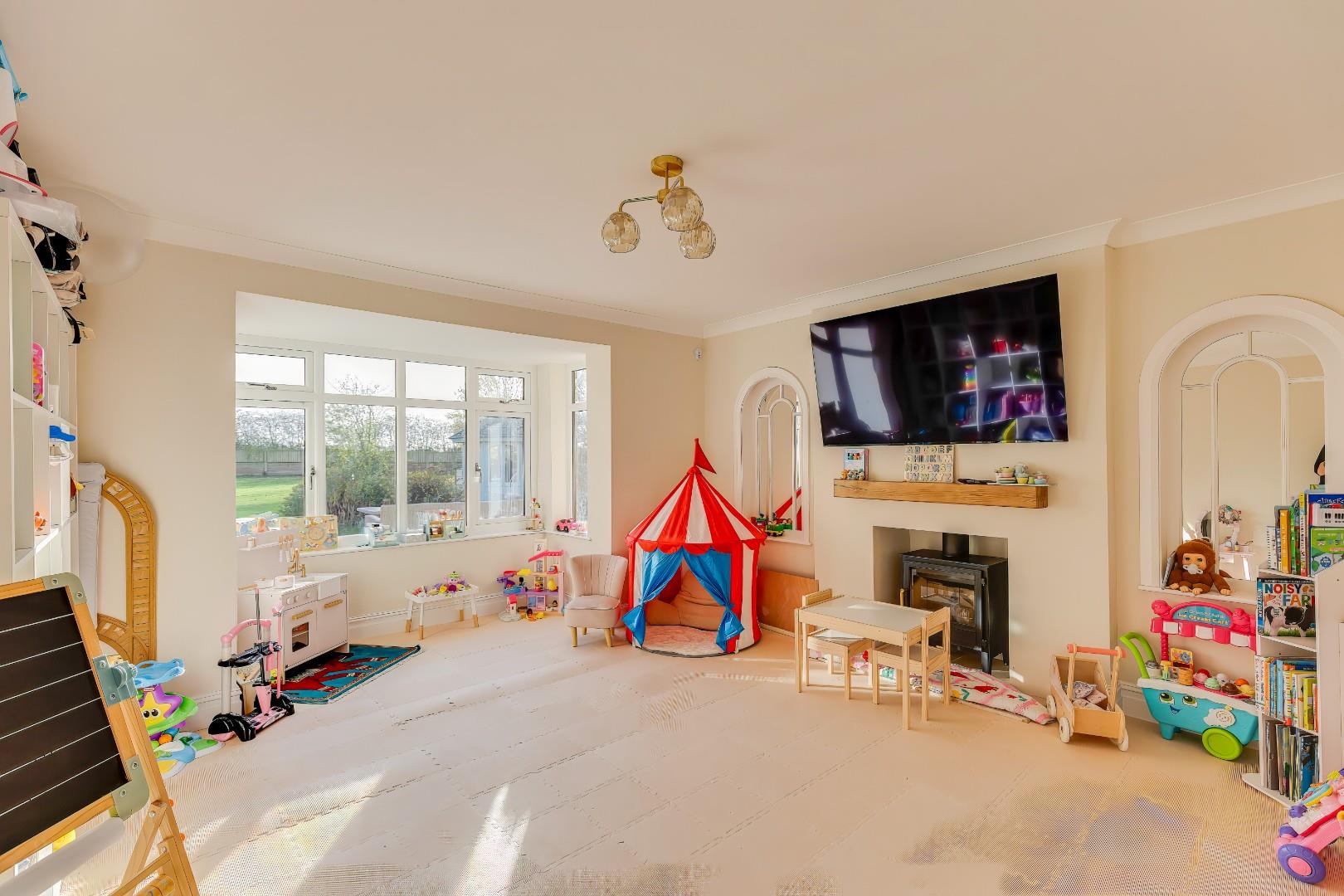 Nurston, Rhoose, Vale of Glamorgan, CF62 3BH